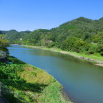 Shionoe Fujikawa Bokujou - ダムの湖畔にあります