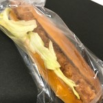 丸十ベーカリー - 揚げそーせーじ（90）