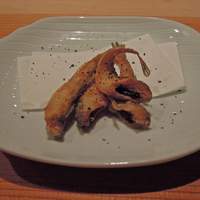 XEX ATAGO GREEN HILLS / tempura & sushi An - 竹炭の塩が絶妙！ハゼのから揚げ