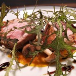 Le Trefle - Plat メイン料　豚フィレ肉のロース､キャロット柚子､赤ワインソース　
