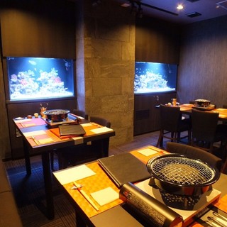 ４人テーブル×2
                                  ６人テーブル×1