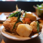 Rirakkusu Shokudou - 飛龍頭、里芋とネギの酢味噌 梅おろし和え