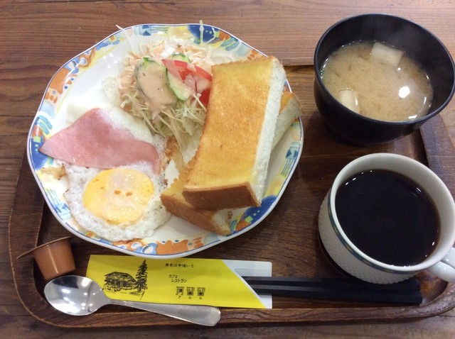 Aruru Cafe Restaurant photo 5