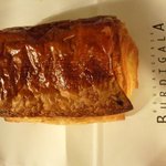 ブーランジェリー ブルディガラ - パン　オ　ショコラ