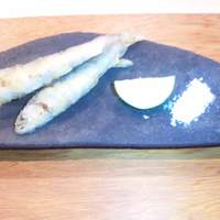 銀座 小十 - 稚鮎の唐揚げ
