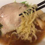 拉麺きしん - 麺は、松屋製麺所の中太縮れ麺。モチモチ、ツルツル！