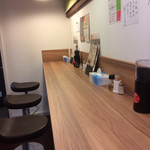 拉麺きしん - きれいな１Ｆカウンター席