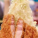嬉嬉豚とんかつ 君に揚げる - 