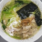 新富飯店 - 鶏肉ラーメン(700円)