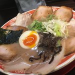 呼び戻しとんこつ 光四郎 - チャーシューメン