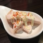 呼び戻しとんこつ 光四郎 - 鷄チャーシュー