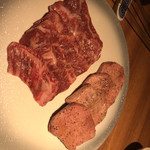 焼肉 ジャンボ - 