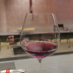 あもん ヨコ - グラス赤ワイン