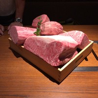 THE 雪月花 - この日のお肉たち♪(近江牛、松阪牛、山形牛、飛騨牛)