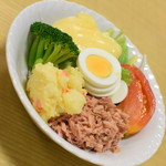 動坂食堂 - ツナサラダ（５００円）２０１８年９月