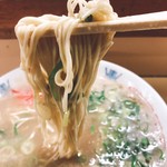 八ちゃんラーメン - 細麺ストレートカタ♪