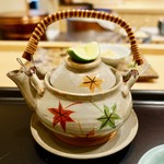 鮨おおね田 - ［2018/09］酒肴⑥ 駒ヶ岳産松茸の土瓶蒸し