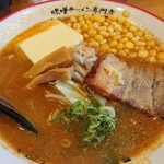 國丸 - 北海道百年味噌 超バターコーンラーメン(大)