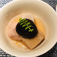 日本料理・鉄板焼 はや瀬 - 煮物　椎茸　湯葉　サトイモの炊合せ
