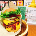 PT'S BURGER - 別日に食べた「トリプルビーフバーガー」100g×3♪