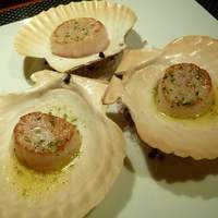 ラトリエ ドゥ ジョエル・ロブション - 北海道産活帆立貝　海藻バター