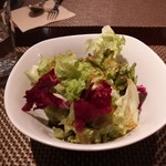 キッチン直樹 - 新鮮なサラダ。