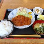 Katsugen - 厚切り 特選ロースかつ定食（1800円）