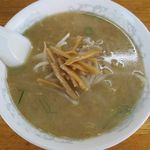 かつ平 - ラーメンみそ味のアップ