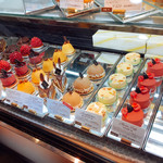 ドゥブルベ・ボレロ 守山本店 - 