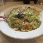 長崎ちゃんぽん・皿うどん 球磨 - 見た目はわかりにくいけど　太麺皿うどん　です