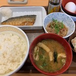 すき家 - たまかけさば朝食 + 牛小鉢