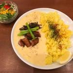 伊豆高原ケニーズハウスカフェ - ソーセージときのこの白いカレー