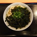 讃岐うどん 條辺 - わかめうどん（温）