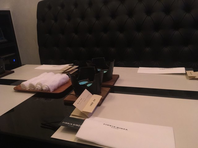 フィオーリア ギンザ アリアブル Fioria Ginza Aria Blu 新橋 ダイニングバー 食べログ