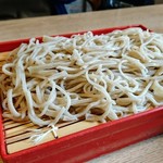 Asakaya - 切り方は不揃いだが味わいの好い蕎麦です。