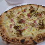 ピッザピッザピッザ - 秋のガーリックベーコン茸のピッツア800円