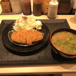 Matsunoya - 特朝ロースカツ定食 ご飯なし 豚汁変更 500円