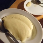 カルネジーオ イースト - 