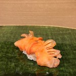 Tsukiji Aozora Sandaime Bettei - 韓国産赤貝
