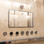 ベージュ アラン・デュカス 東京 - 