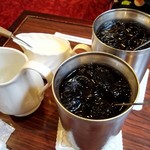 珈琲茶館 麦藁帽子 - 