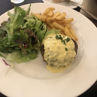 ベルジアン ブラッスリーコート アントワープ シックス_0