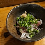 天史朗鮨 - お通し　アジ刺し