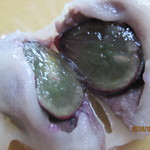 あづき処 千賀 - ぶどう大福、中身