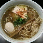 ラァメン家 69’N’ROLL ONE - 煮干し味玉ラーメン（￥950）