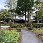 万平ホテル メインダイニングルーム - 2018/10 明治27年(1894年)に日本における西洋式ホテルの草分けとして開業した万平ホテル