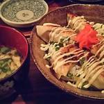 ヴィマーナ - 2018.10.1  【ギョーザ丼】 750円