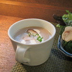 Cafe' de la Maison - 10月のランチ・椎茸のスープ。