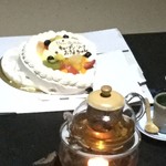 中国精進料理 凛林 - 最後にケーキ（笑）地震が起きてしまったようだ