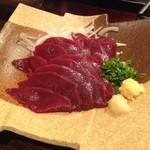 立ち拠り酒場 榮 - 2018.10.6  【鹿の刺身】 980円